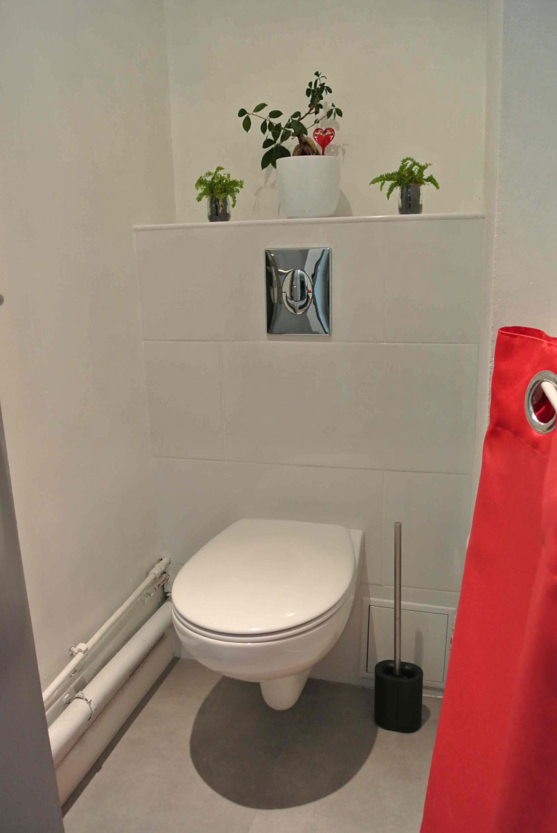 
                                                Location
                                                 ....