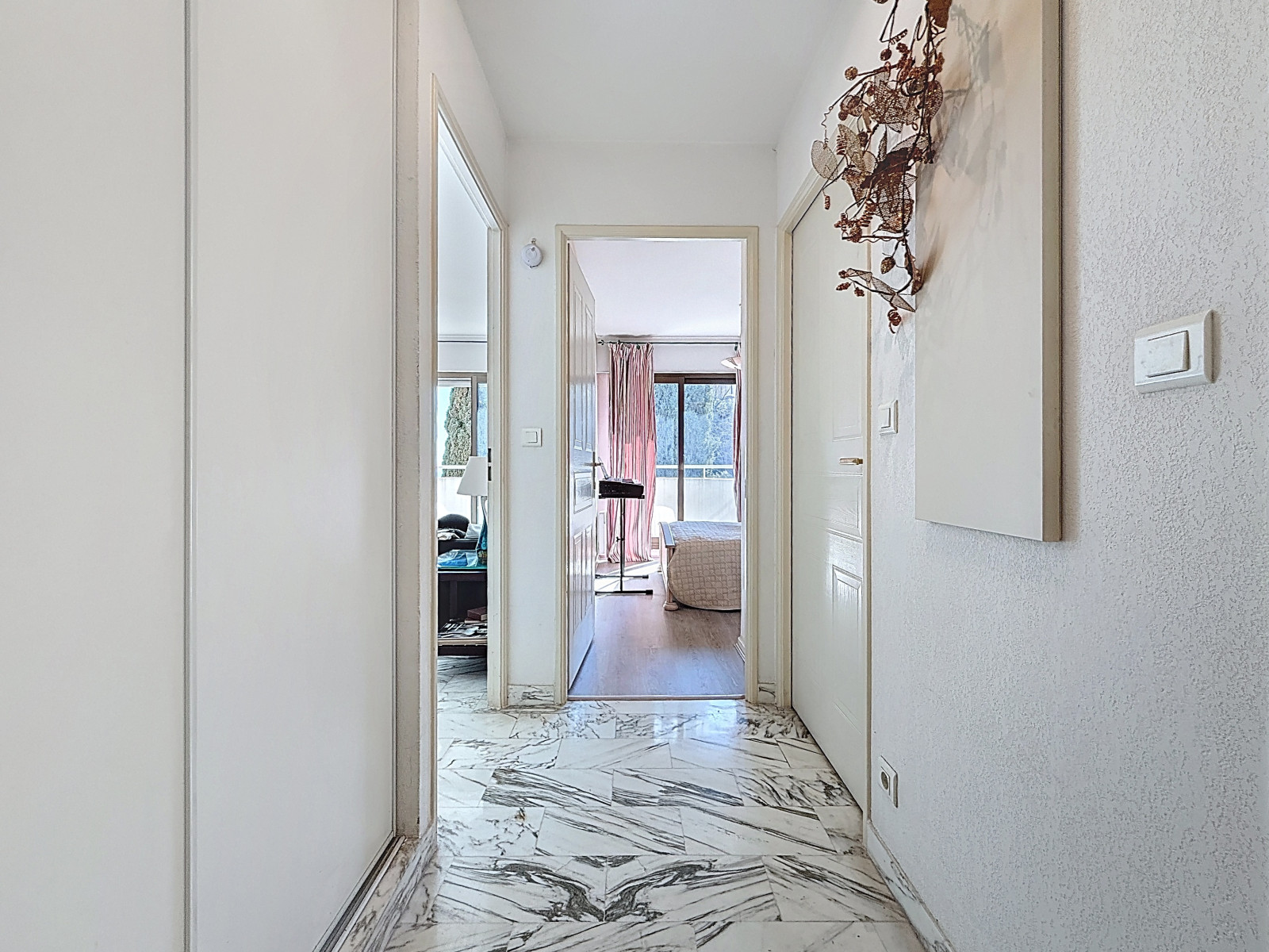 
                                                Vente
                                                 .