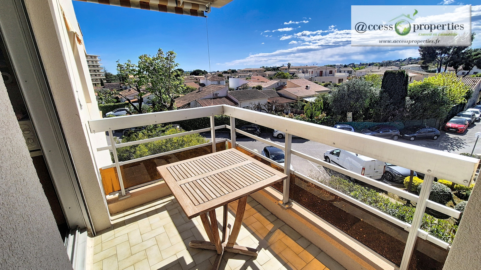 
                                                Vente
                                                 .