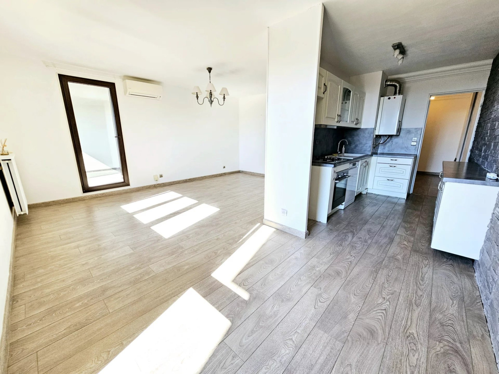 
                                                Location
                                                 .