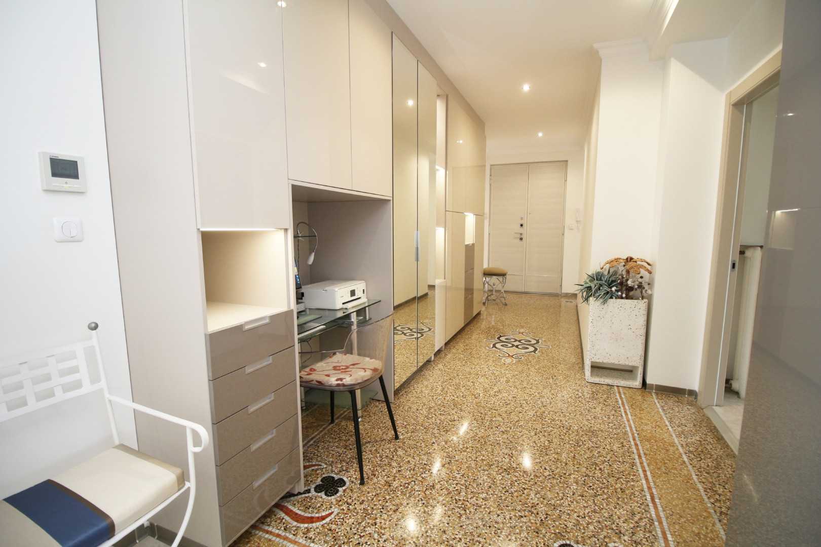 
                                                Vente
                                                 .