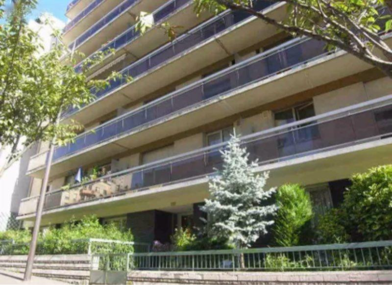 
                                                Location
                                                 1 chambre appartement de 12m² dans Paris