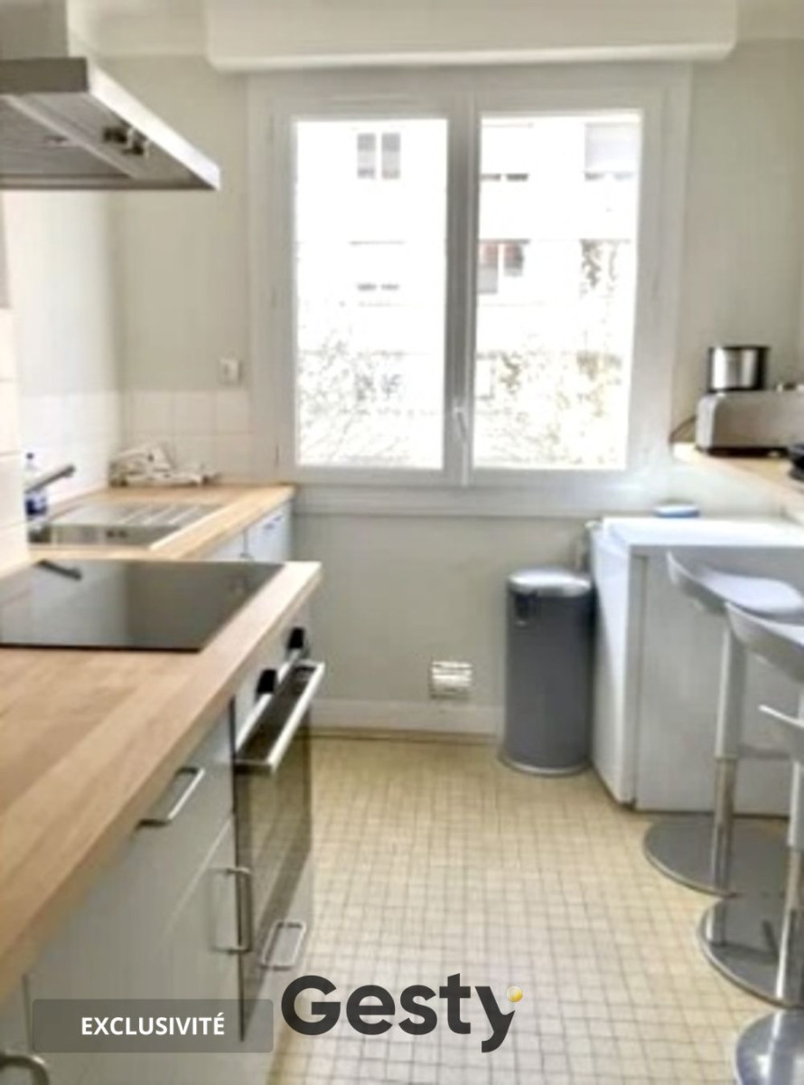 
                                                Colocation
                                                 1 chambre coloc quartier Jeanne D'arc