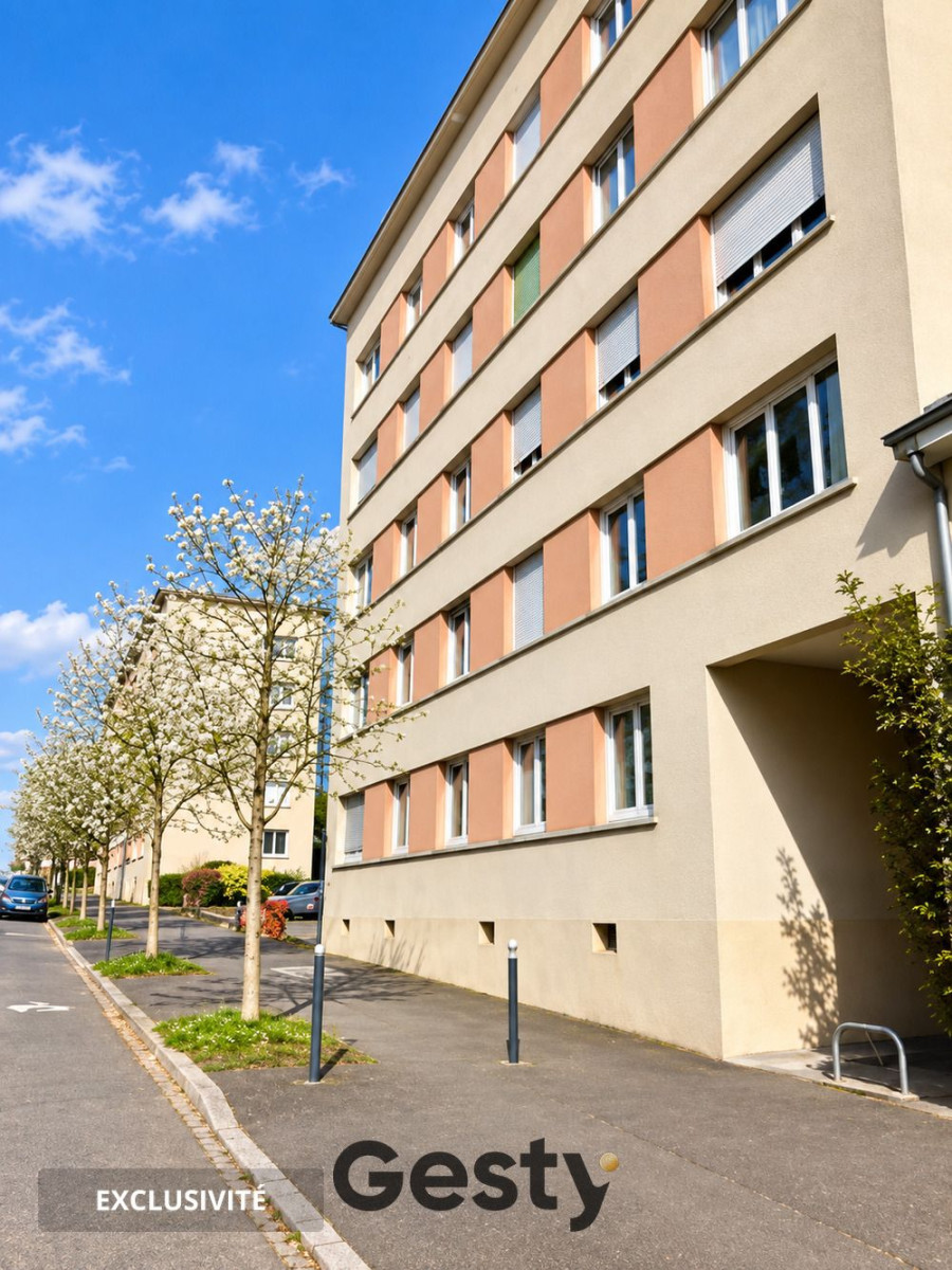 
                                                Colocation
                                                 1 chambre coloc quartier Jeanne D'arc