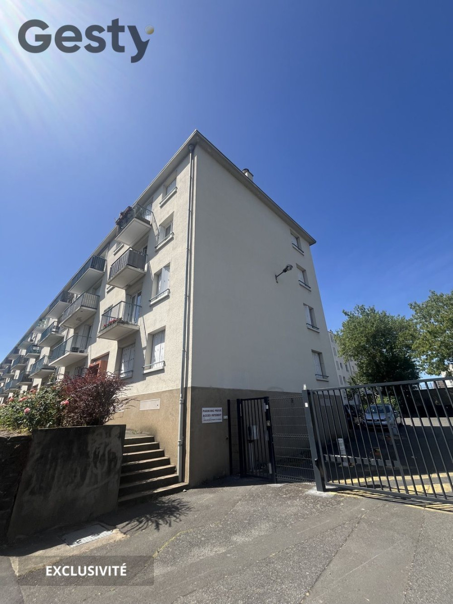 
                                                Colocation
                                                 1 chambre colocation Rennes métro Clémenceau