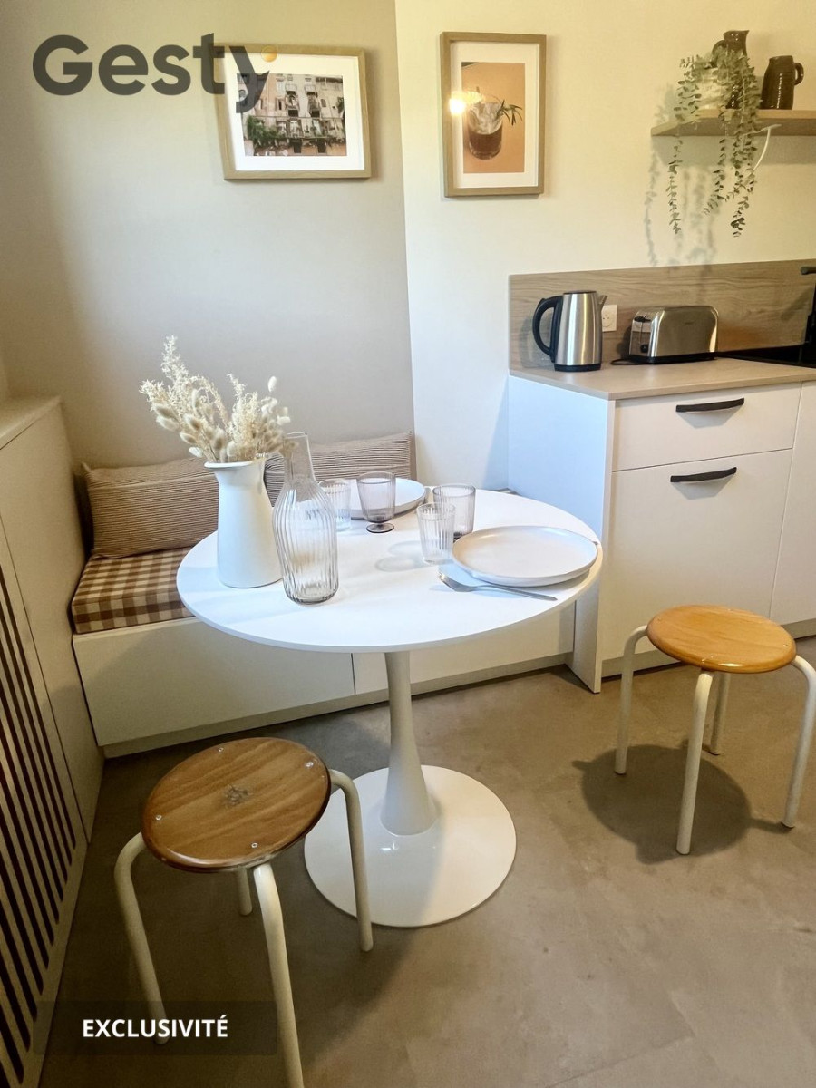 
                                                Colocation
                                                 1 chambre colocation Rennes métro Clémenceau