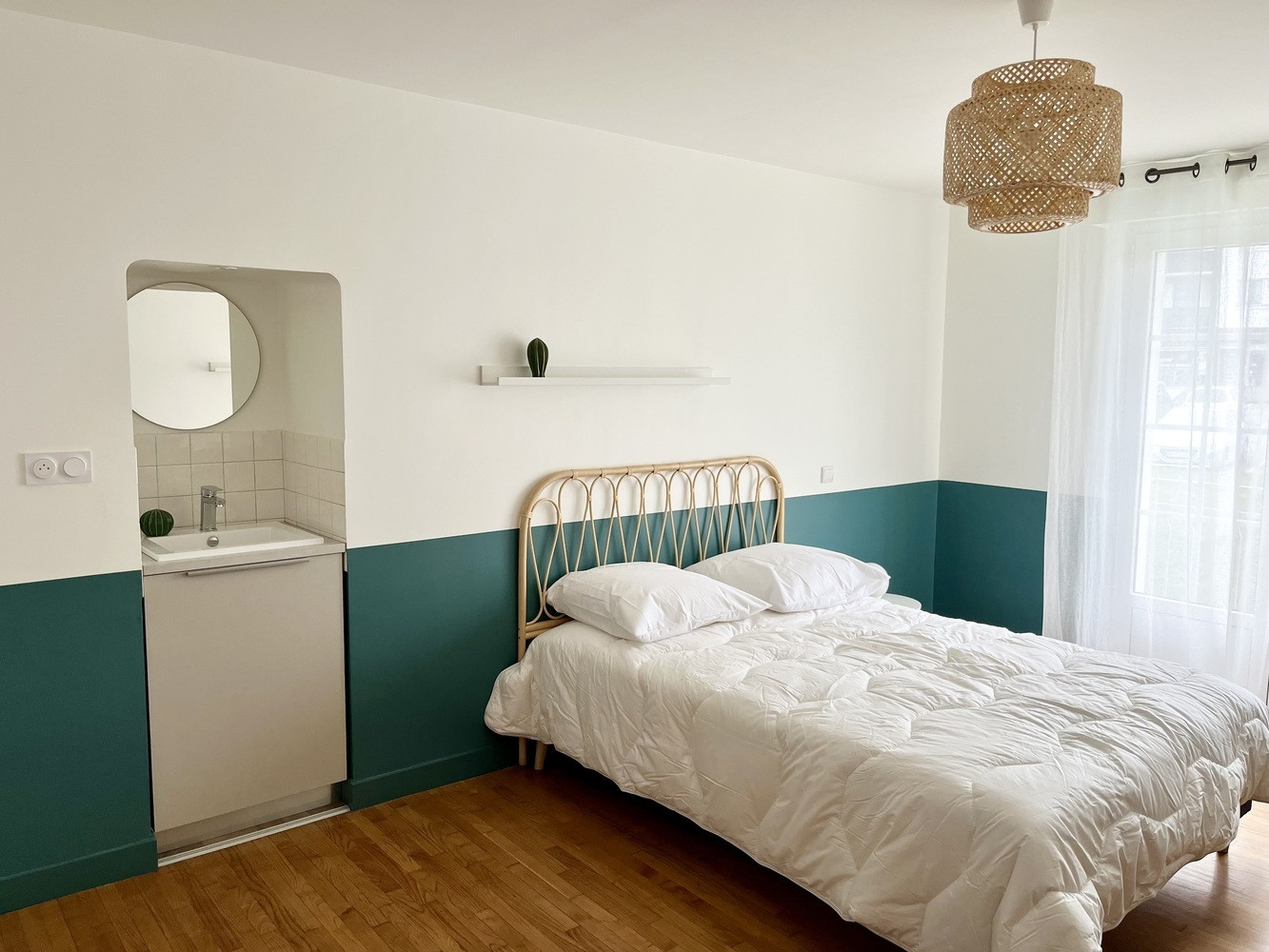 
                                                Colocation
                                                 1 chambre dans coliving à Noyal Chatillon