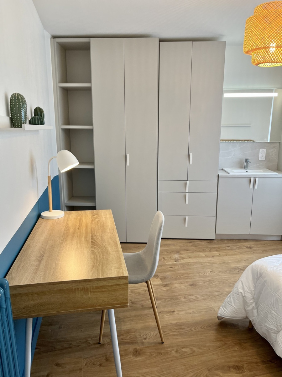 
                                                Colocation
                                                 1 chambre dans coliving à Noyal Chatillon