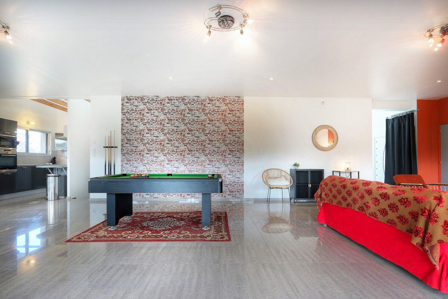 
                                                Colocation
                                                 1 chambre dans coliving près des Gayeulles