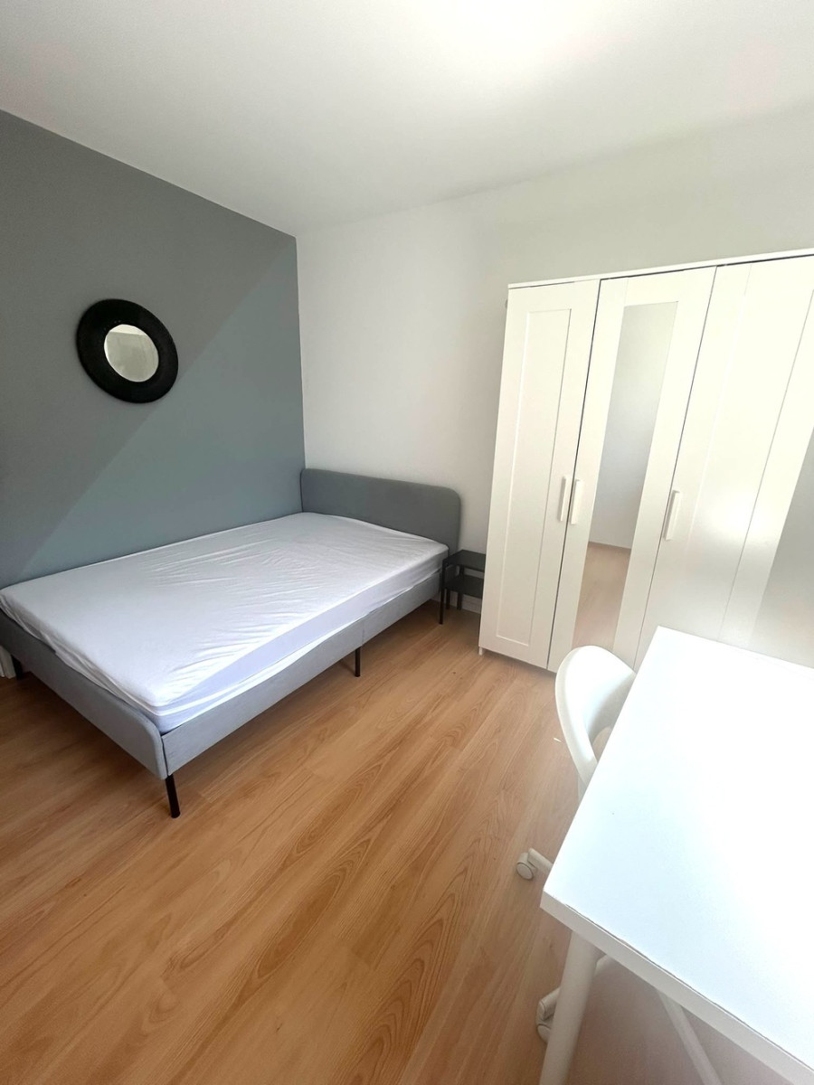
                                                Colocation
                                                 1 chambre dans Coloc, Rennes Beauregard