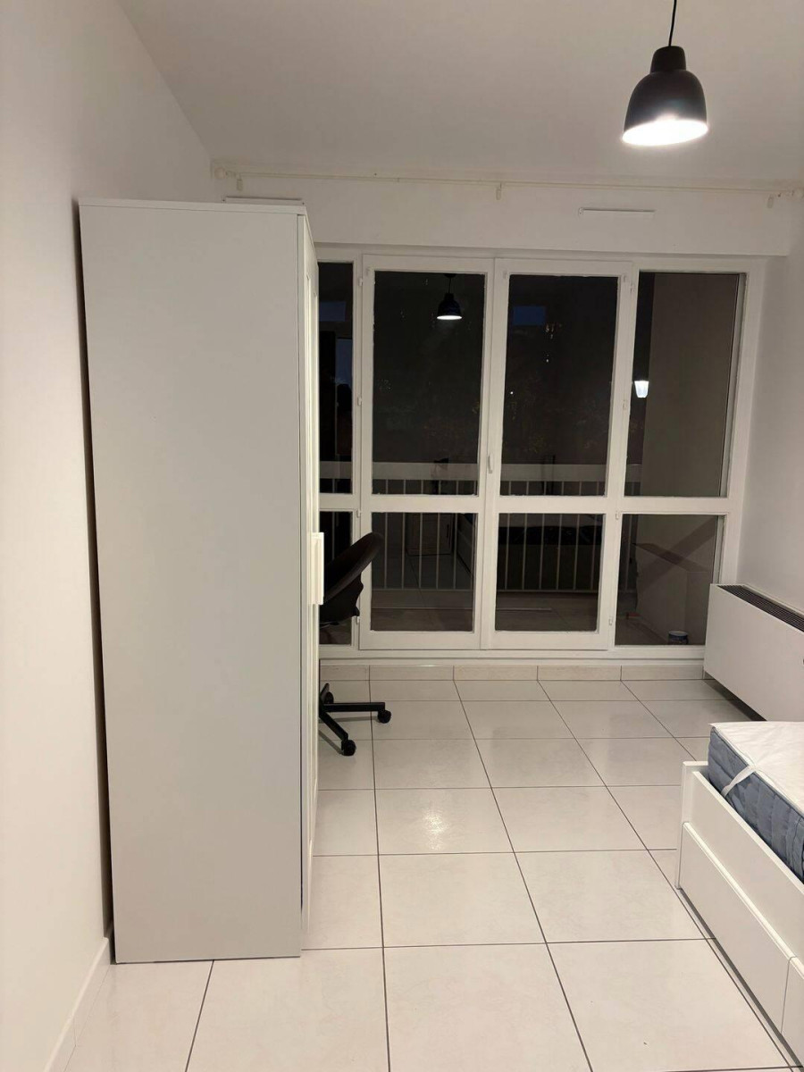 
                                                Colocation
                                                 1 chambre dans colocation 60m²