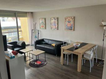 
                                                Colocation
                                                 1 chambre dispo dans coloc 88m² lumineuse