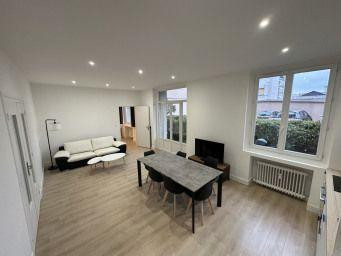 
                                                Colocation
                                                 1 chambre dispo dans une coloc 85m² rénovée