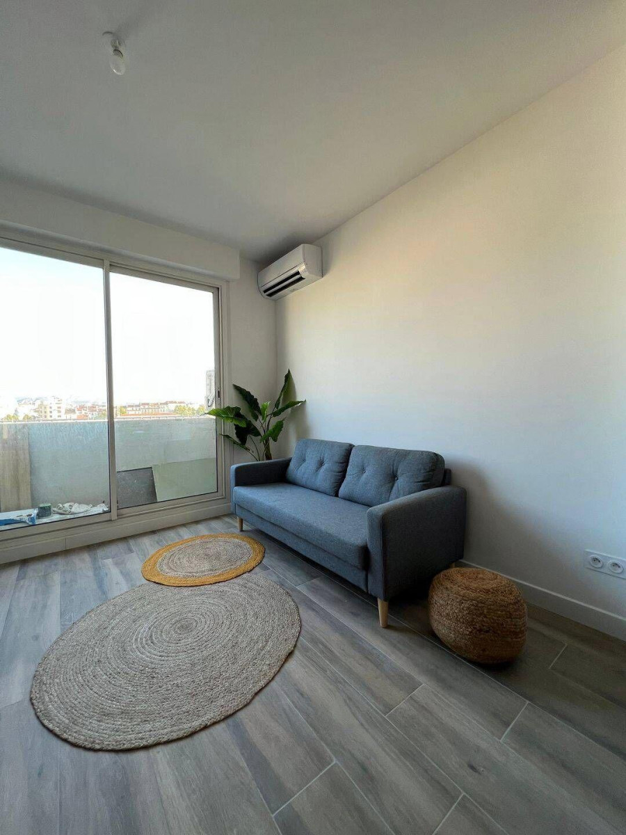 
                                                Colocation
                                                 1 CHAMBRE DISPONIBLE dans coloc 60m²