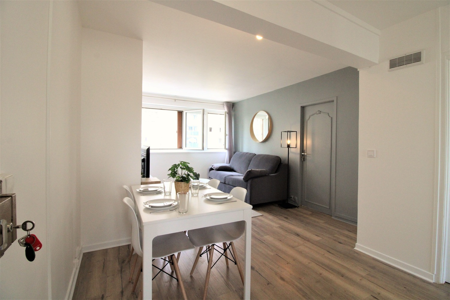 
                                                Colocation
                                                 1 chambre disponible en colocation