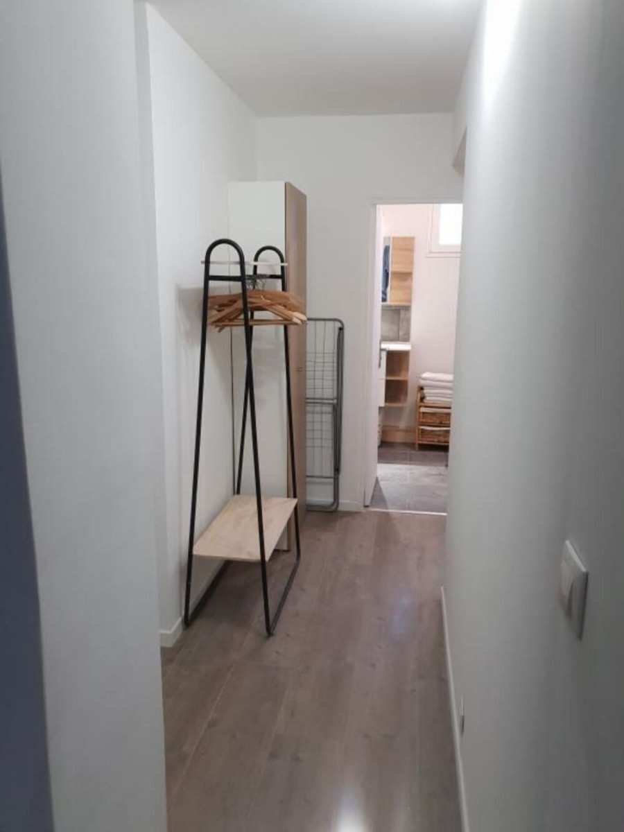 
                                                Colocation
                                                 1 chambre disponible en colocation