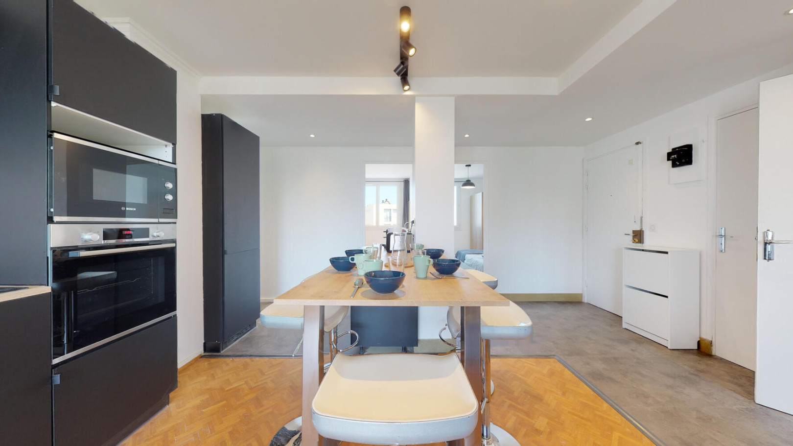 
                                                Colocation
                                                 1 chambre disponible en colocation