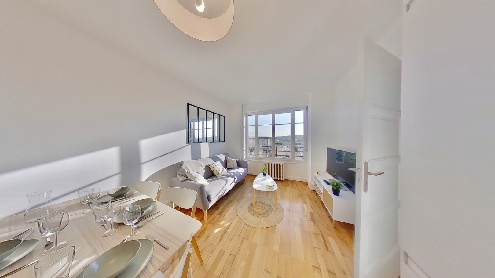 
                                                Colocation
                                                 1 chambre disponible en colocation