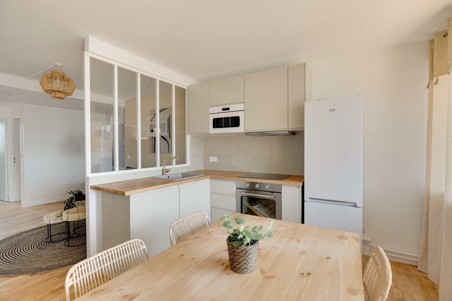 
                                                Colocation
                                                 1 chambre disponible en colocation