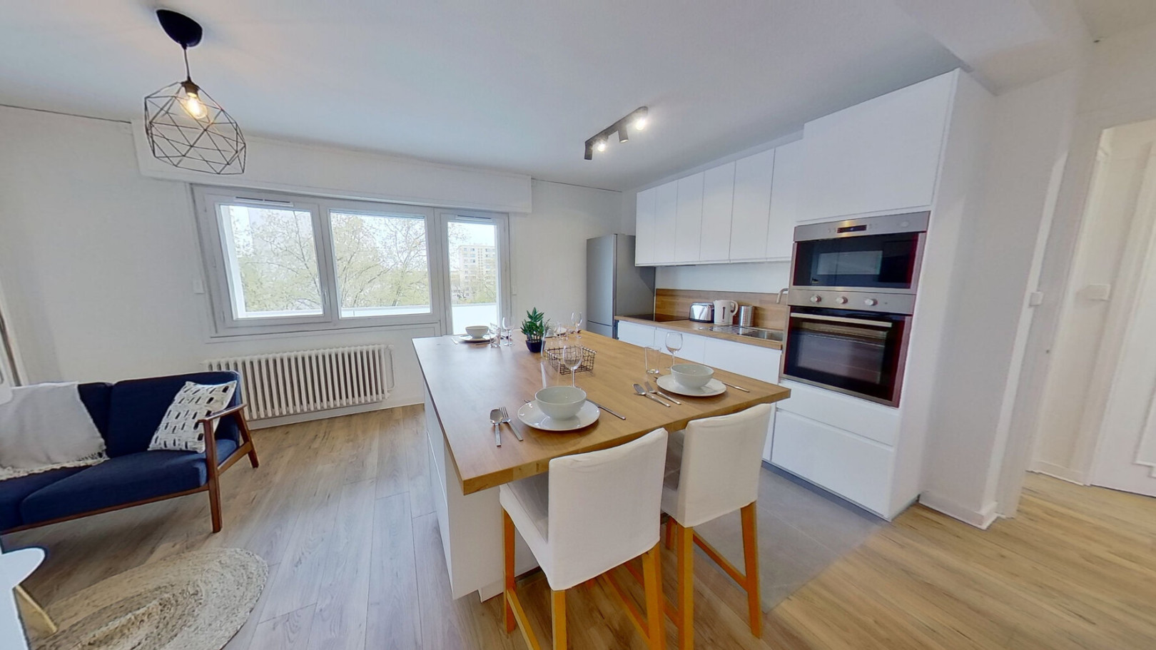 
                                                Colocation
                                                 1 chambre disponible en colocation