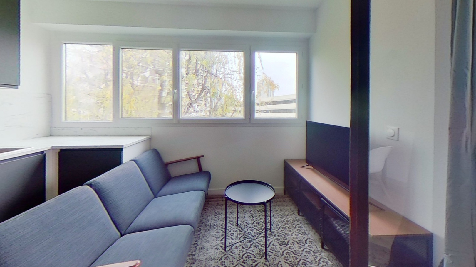 
                                                Colocation
                                                 1 chambre disponible en colocation