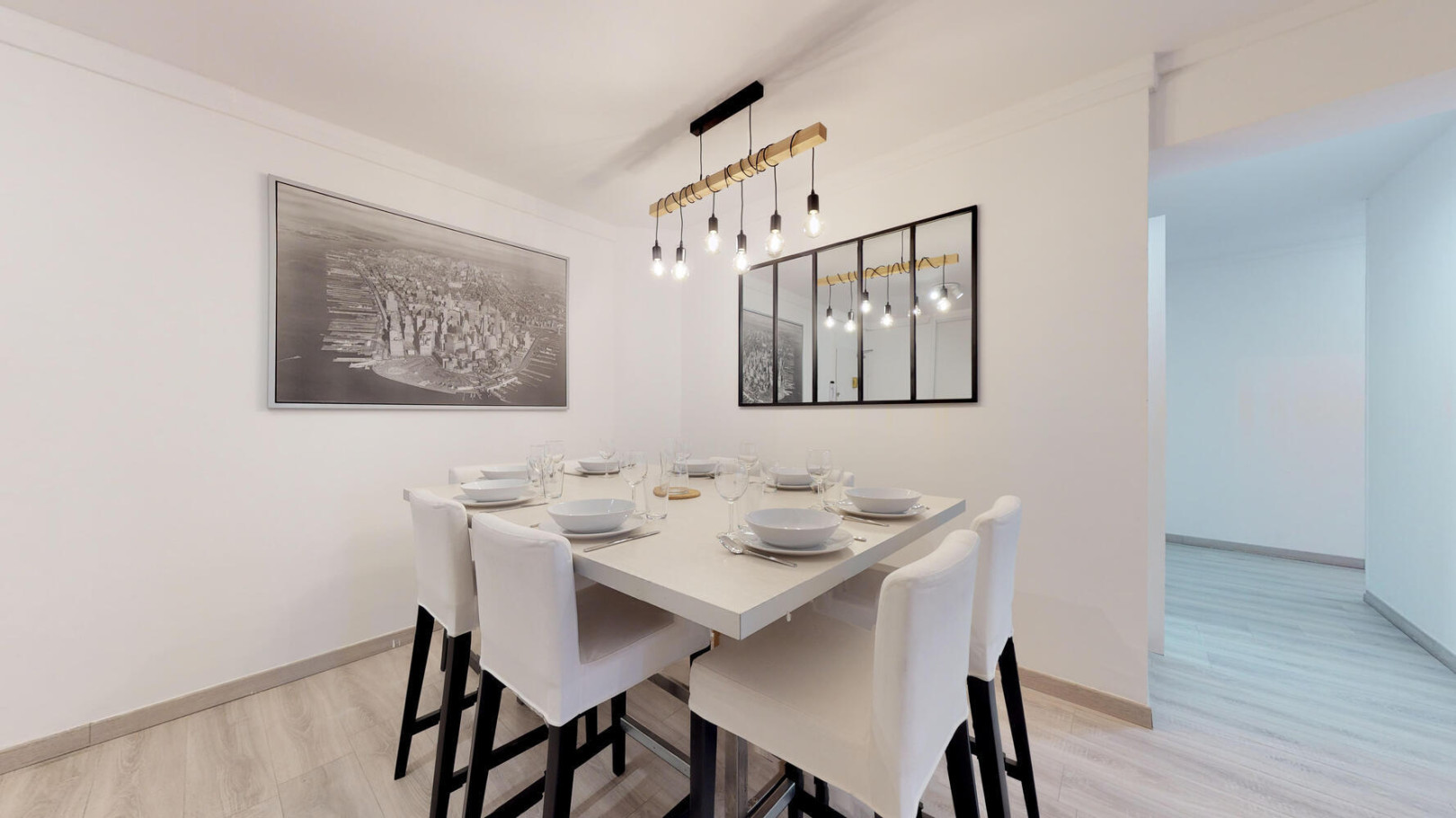 
                                                Colocation
                                                 1 chambre disponible en colocation