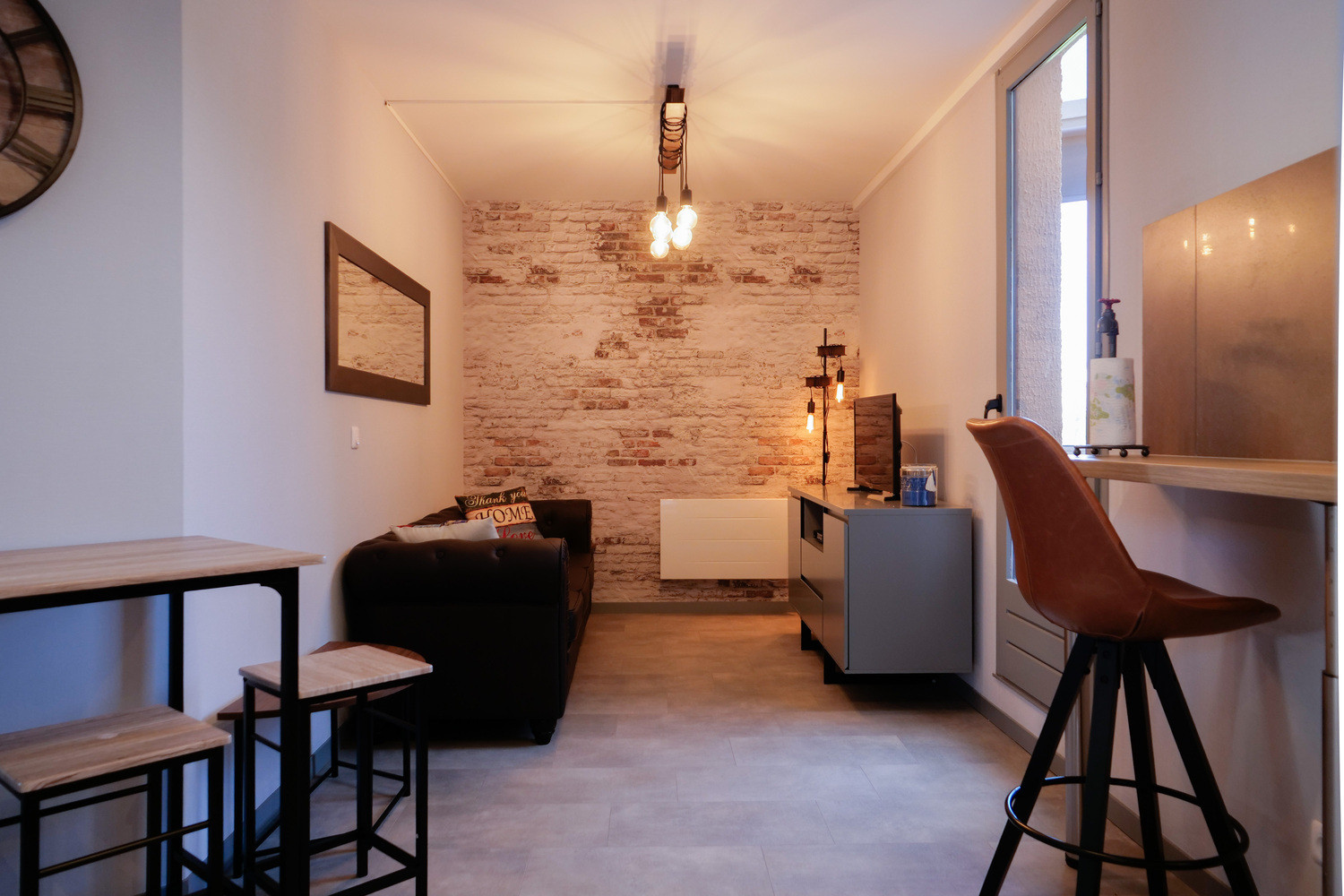 
                                                Colocation
                                                 1 chambre disponible en colocation