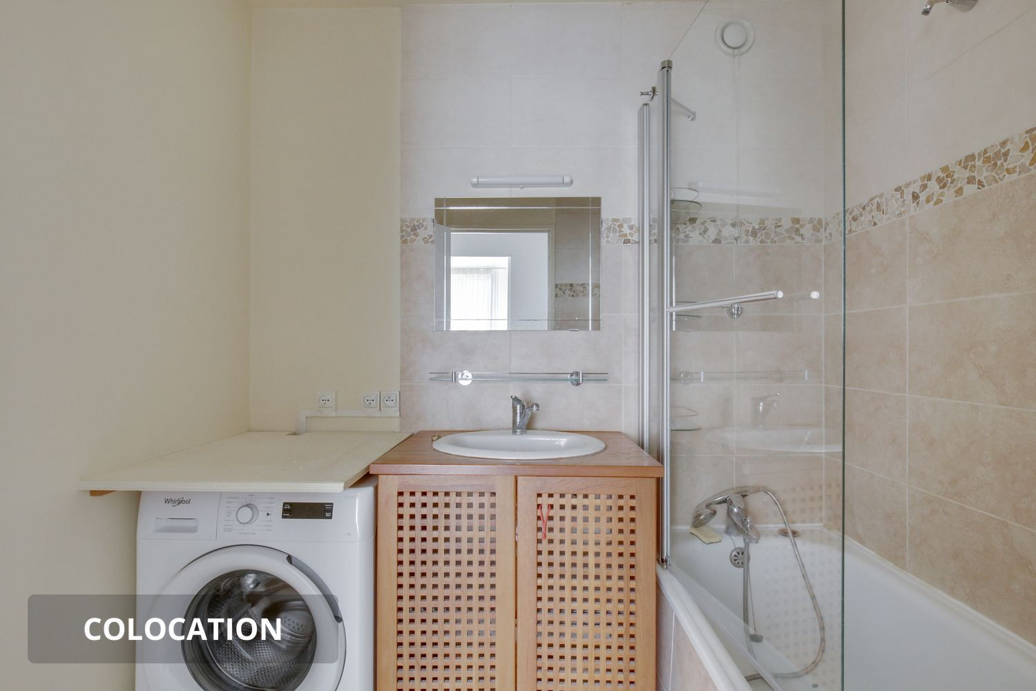 
                                                Colocation
                                                 1 chambre disponible en colocation