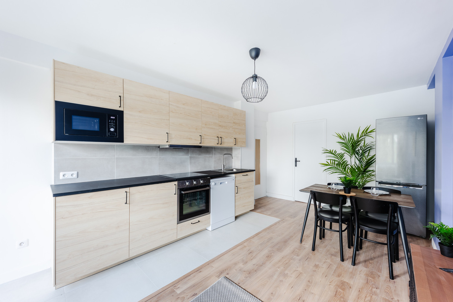 
                                                Colocation
                                                 1 chambre disponible en colocation