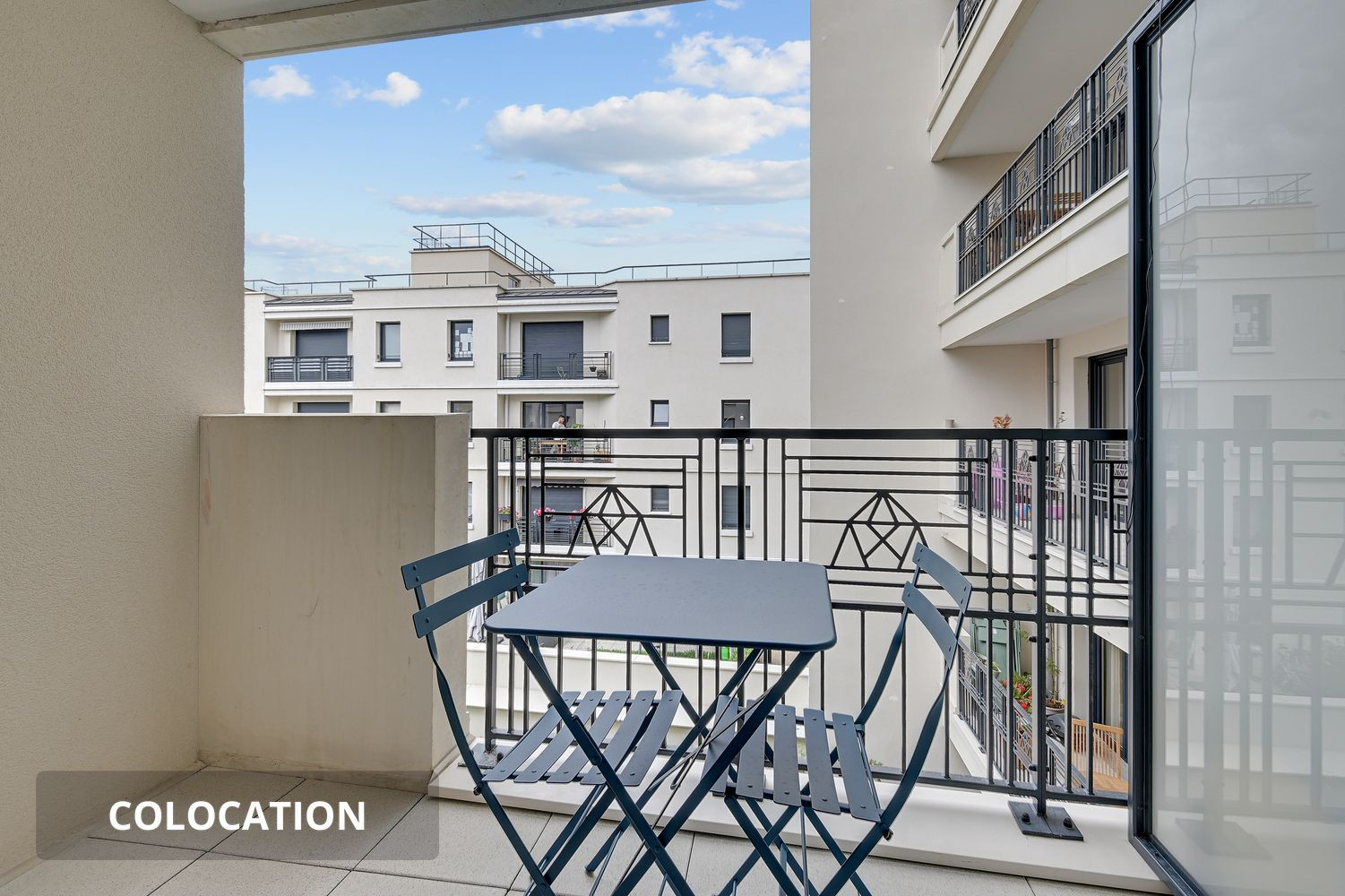 
                                                Colocation
                                                 1 chambre disponible en colocation