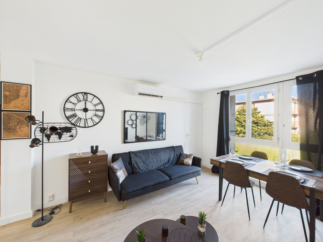 
                                                Colocation
                                                 1 chambre disponible en colocation