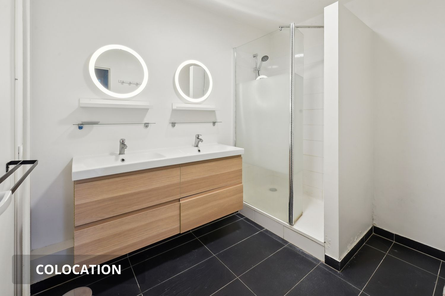 
                                                Colocation
                                                 1 chambre disponible en colocation