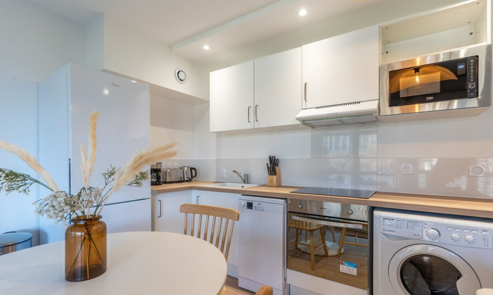 
                                                Colocation
                                                 1 chambre disponible en colocation