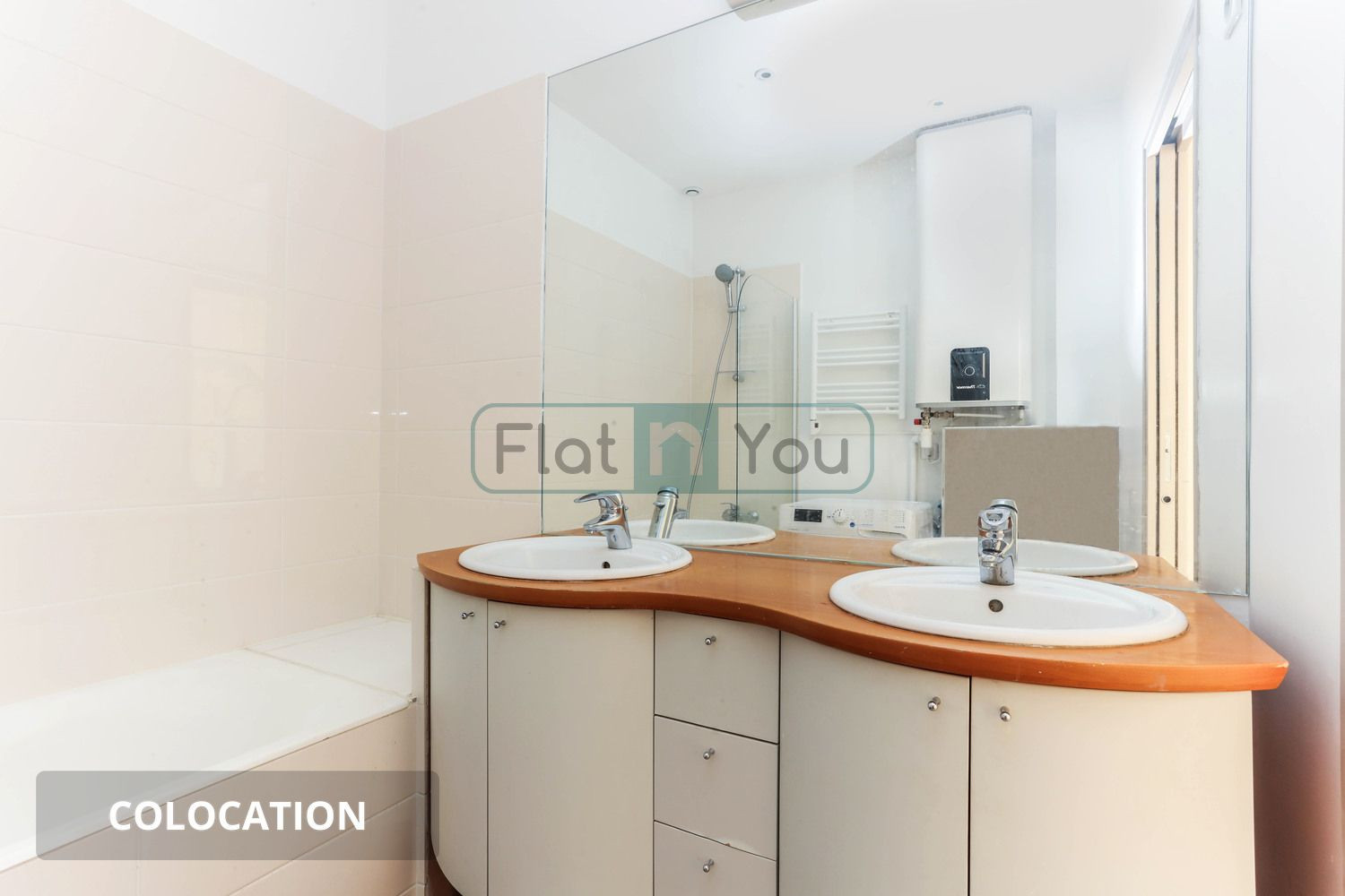 
                                                Colocation
                                                 1 chambre disponible en colocation
