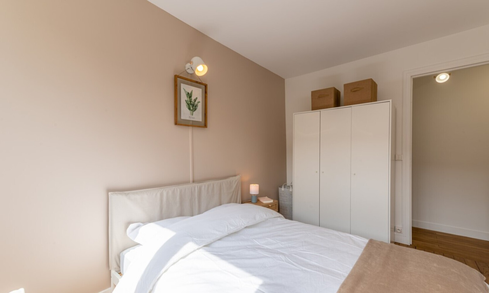 
                                                Colocation
                                                 1 chambre disponible en colocation