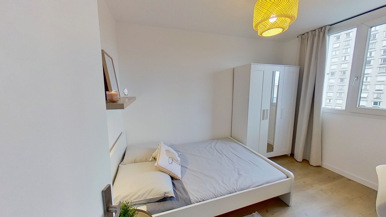 
                                                Colocation
                                                 1 chambre disponible en colocation