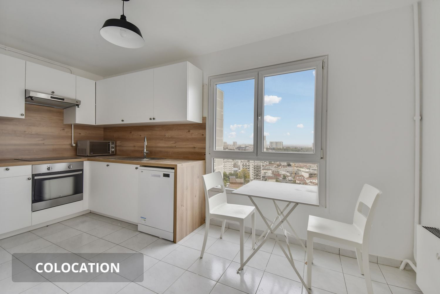 
                                                Colocation
                                                 1 chambre disponible en colocation