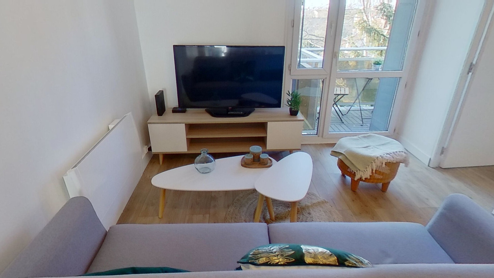 
                                                Colocation
                                                 1 chambre disponible en colocation