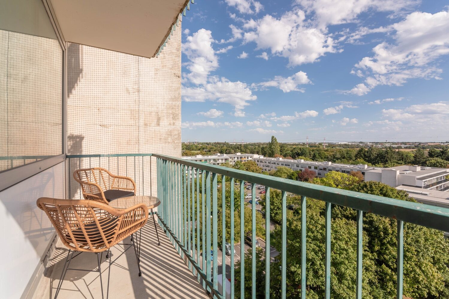
                                                Colocation
                                                 1 chambre disponible en colocation
