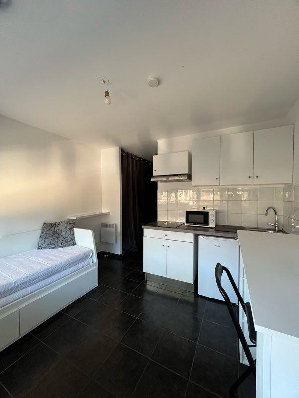 
                                                Location
                                                 1 pièce • 17,2m2 • Aix-En-Provence