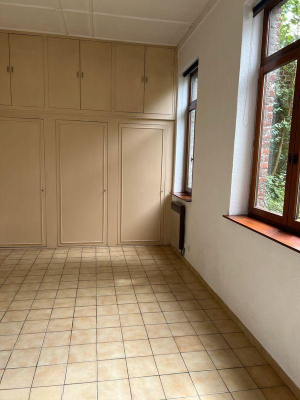 
                                                Location
                                                 1 Pièce · 21 m² · Villeneuve-d'Ascq