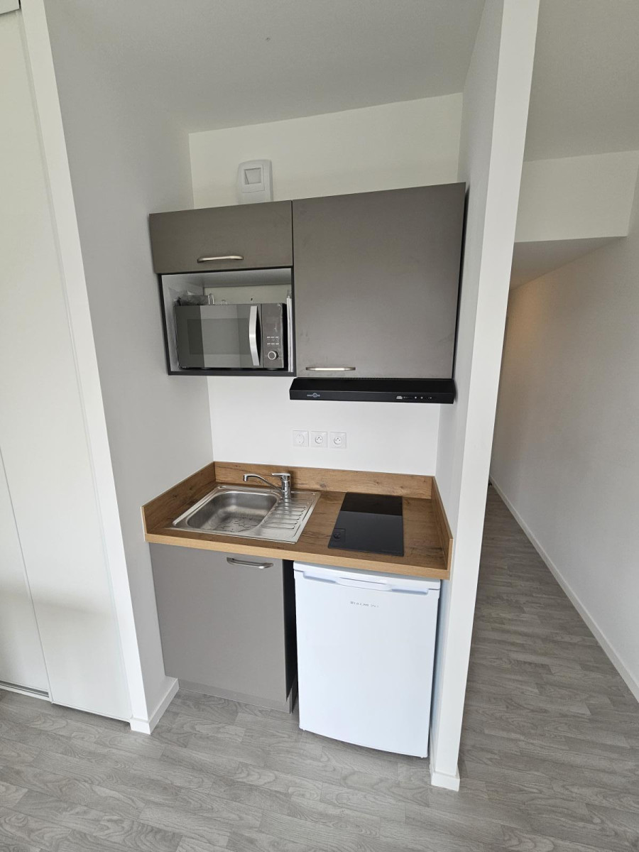 
                                                Location
                                                 1 pièce-23 m²-Rennes-QuartierLongs Champs-Beaulieu