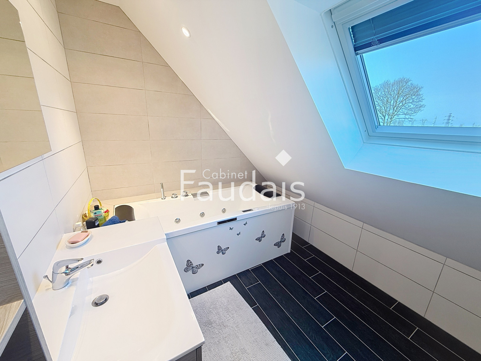 
                                                Vente
                                                 10 minutes de SAINT LO