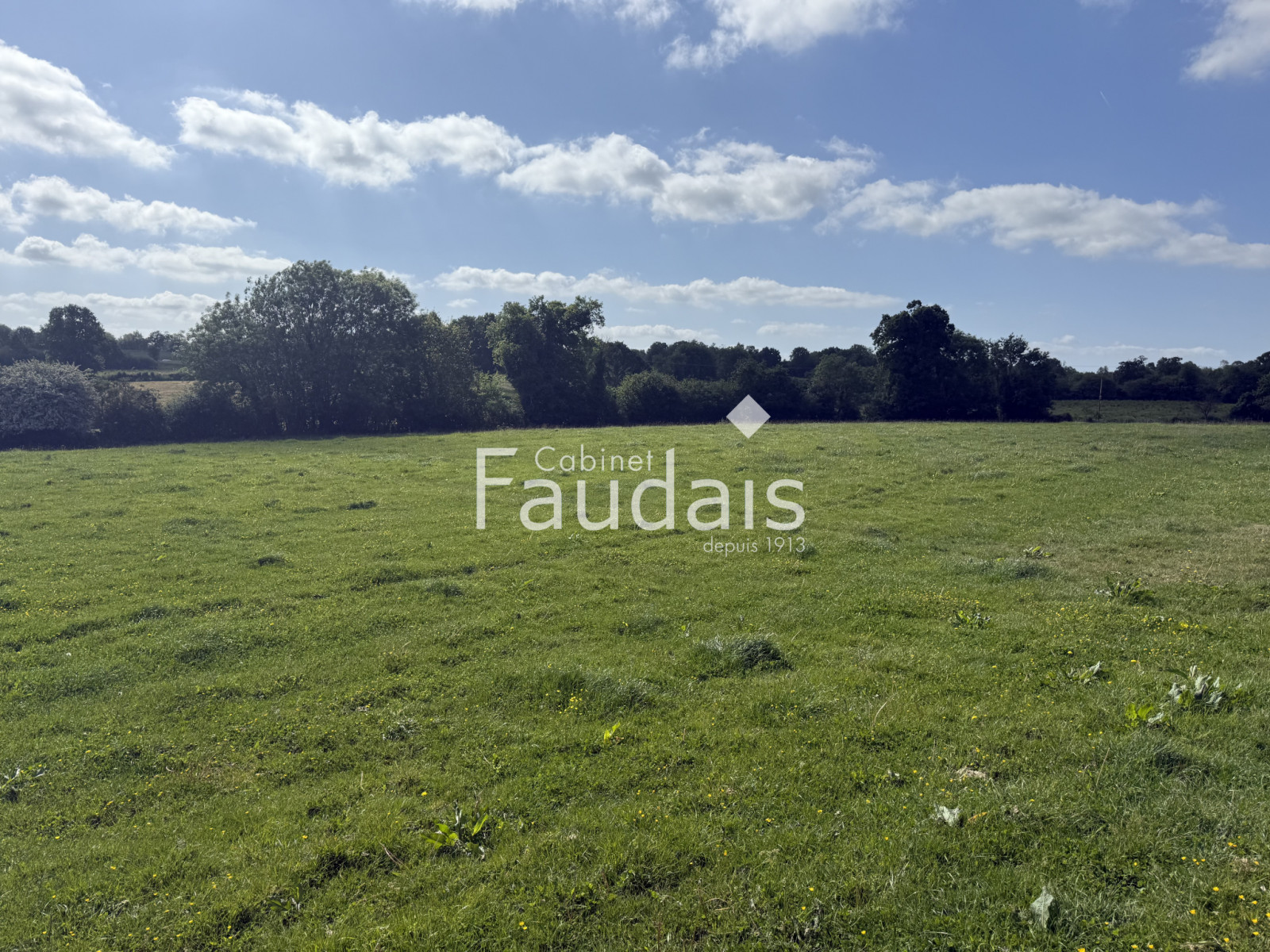 
                                                Vente
                                                 10 minutes de SAINT LO, centre Manche