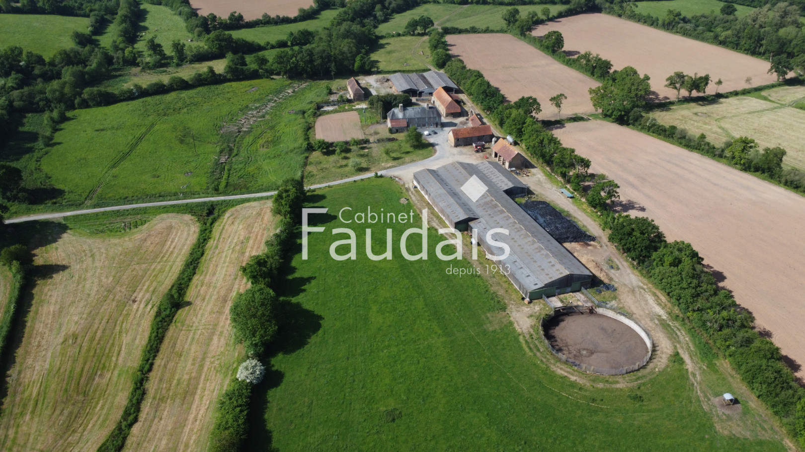 
                                                Vente
                                                 10 minutes de SAINT LO, centre Manche