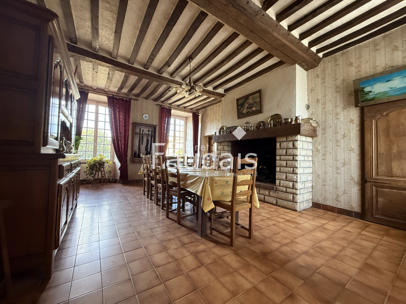 
                                                Vente
                                                 10 minutes de SAINT LO, centre Manche