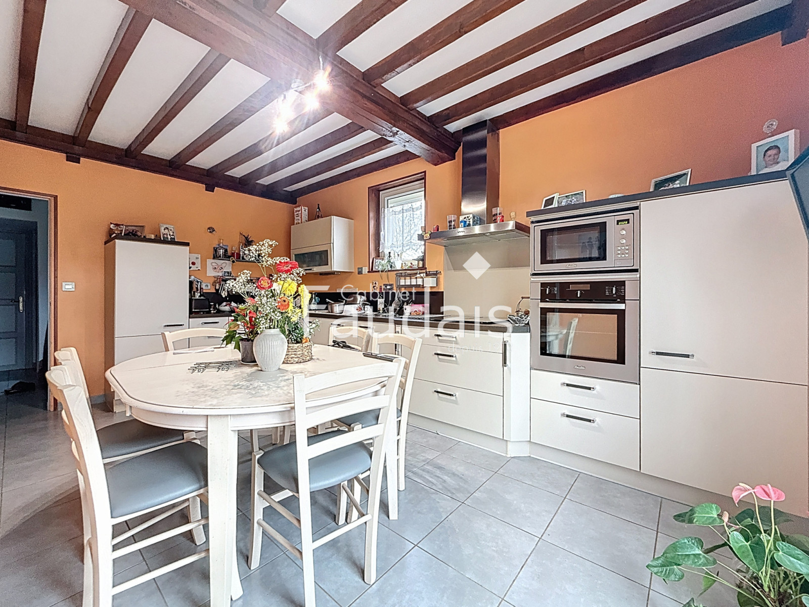 
                                                Vente
                                                 10 minutes de ST LO, 20 minutes de VILLERS BOCAGE