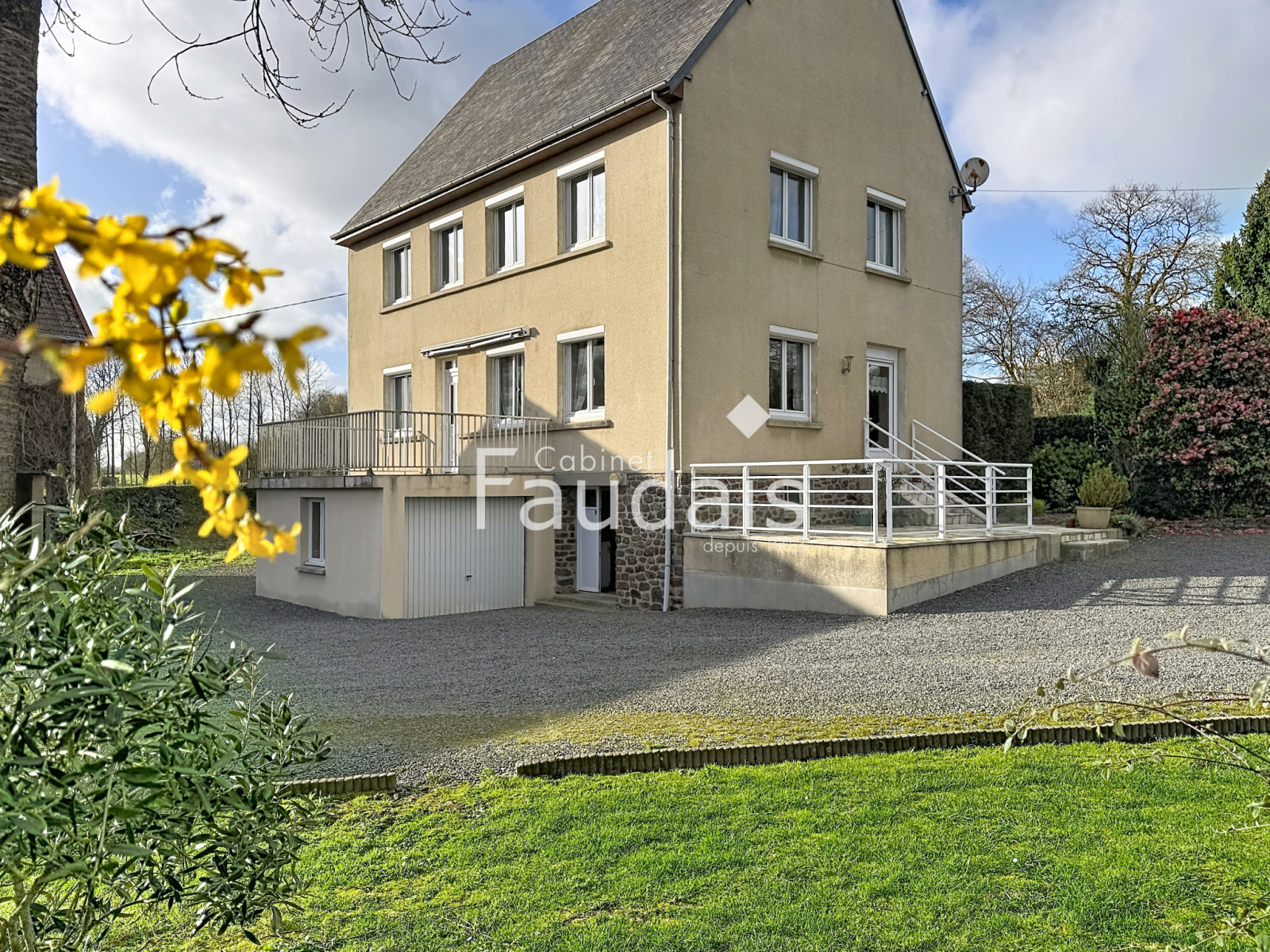 
                                                Vente
                                                 10 minutes de ST LO, 20 minutes de VILLERS BOCAGE