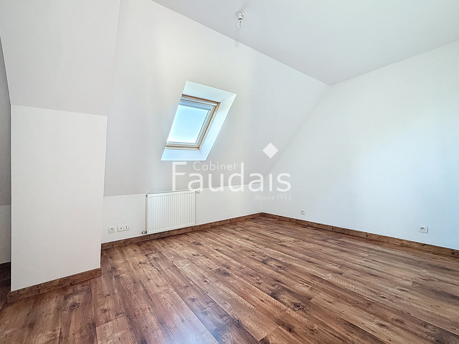 
                                                Vente
                                                 10 minutes de ST LO