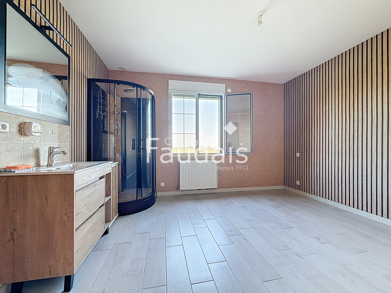 
                                                Vente
                                                 10 minutes de ST LO